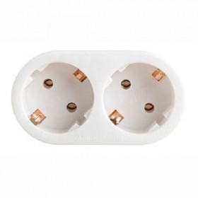 Multistecker Bachmann, 2 prize, putere maxima: 3600W, tensiune alimentare: 230V, amperaj: 16A, culoare alba